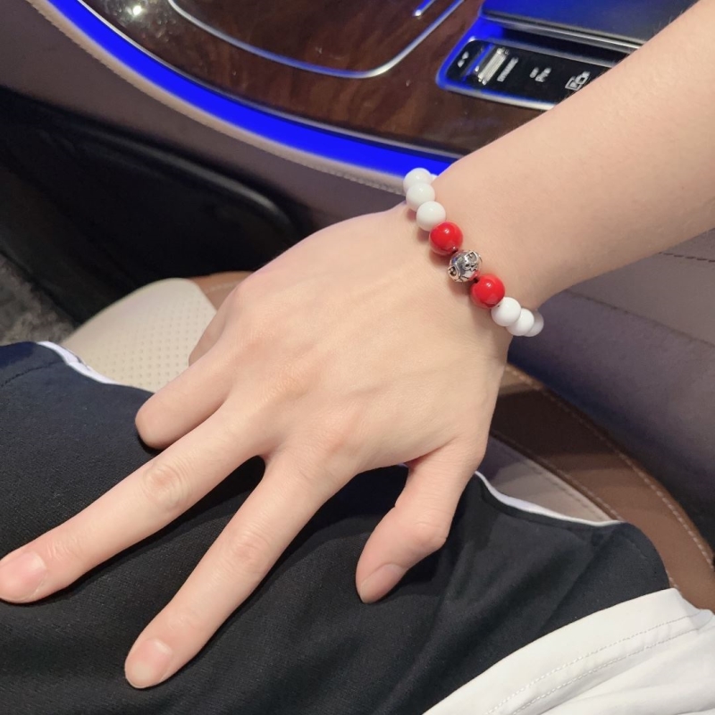 chr1st1an D10r bracelets